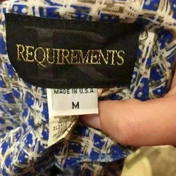 Requirements Top Size Medium Squares Keyhole Back - Picture 9 of 9